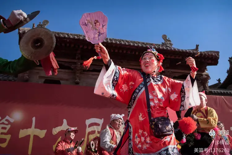 襄汾县尉村跑鼓车，民俗文化的激昂篇章